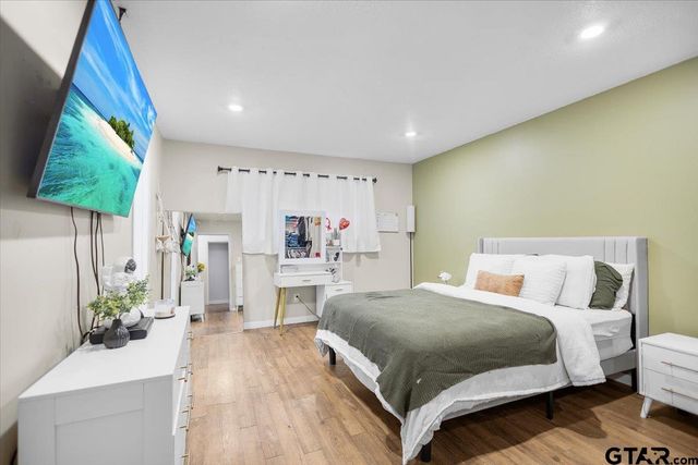 2032 Woodhaven Dr., Tyler, TX 75701