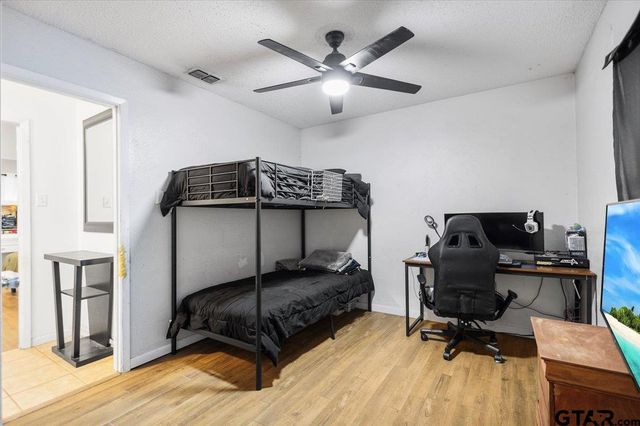 2032 Woodhaven Dr., Tyler, TX 75701