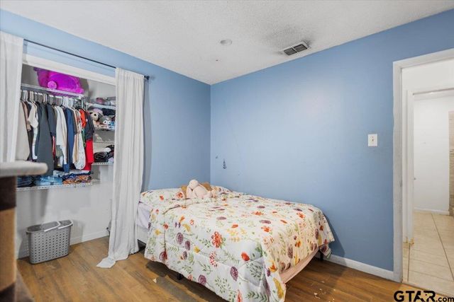 2032 Woodhaven Dr., Tyler, TX 75701