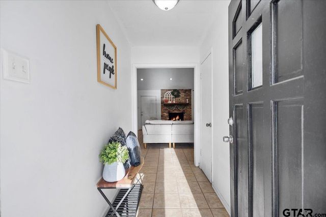 2032 Woodhaven Dr., Tyler, TX 75701