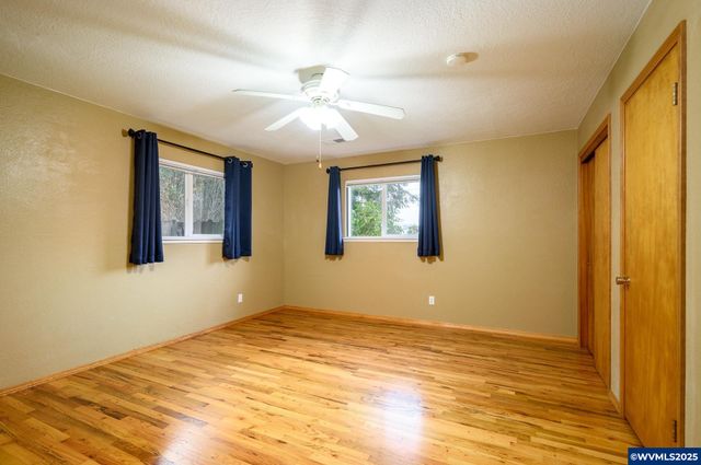 1036 SW 2nd St, Mcminnville, OR 97128