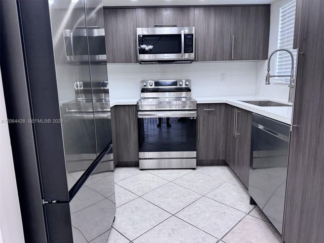 9080 SW 125th Avenue B101, Miami, FL 33186