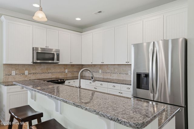 3299 Beach Cove Lane, Southport, NC 28461