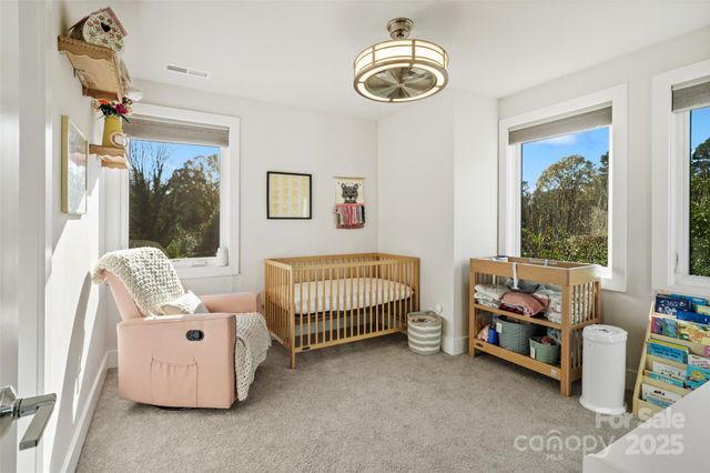 1549 Pinecrest Avenue, Charlotte, NC 28205