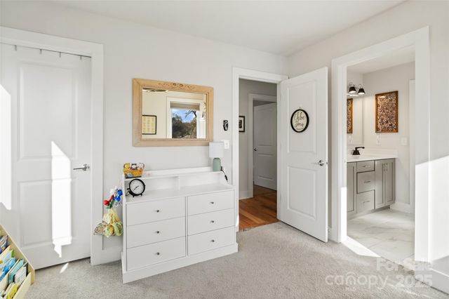 1549 Pinecrest Avenue, Charlotte, NC 28205