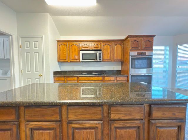 9201 Rhea Drive, White Settlement, TX 76108