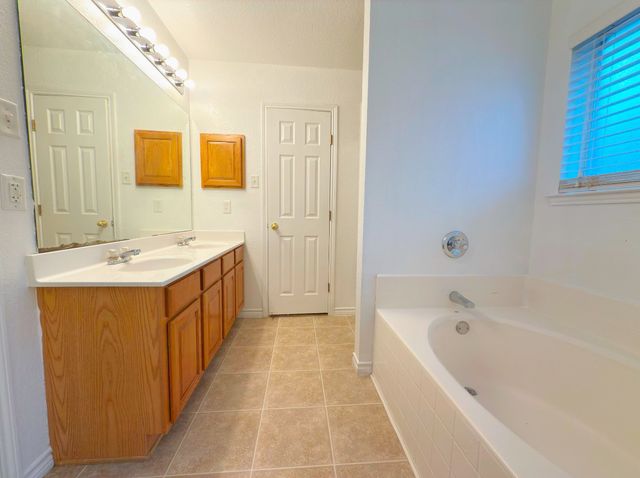 9201 Rhea Drive, White Settlement, TX 76108