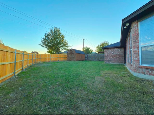 9201 Rhea Drive, White Settlement, TX 76108