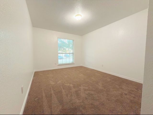 9201 Rhea Drive, White Settlement, TX 76108