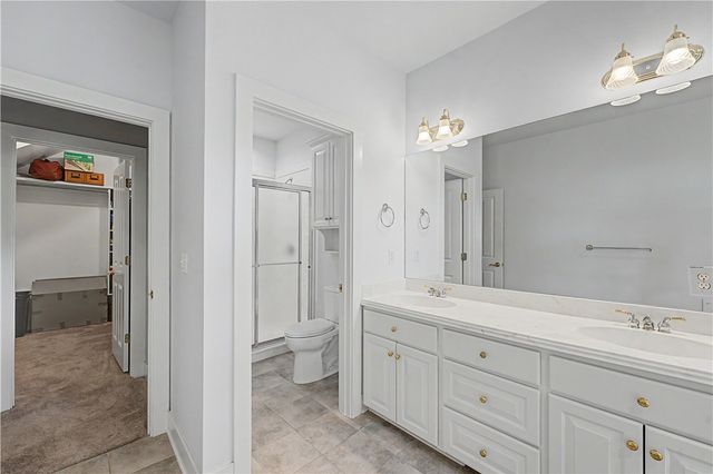 31 Kestrel Drive, Fayetteville, AR 72701