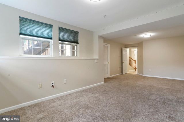 8818 PAPILLON DR, Ellicott City, MD 21043