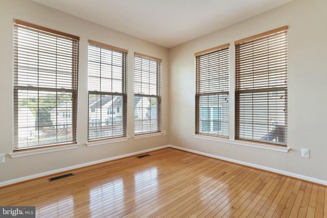 8818 PAPILLON DR, Ellicott City, MD 21043