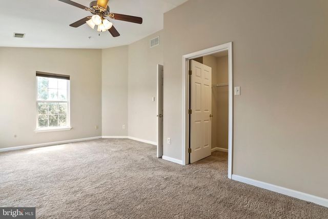 8818 PAPILLON DR, Ellicott City, MD 21043
