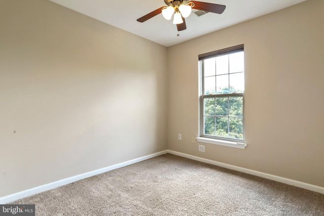 8818 PAPILLON DR, Ellicott City, MD 21043