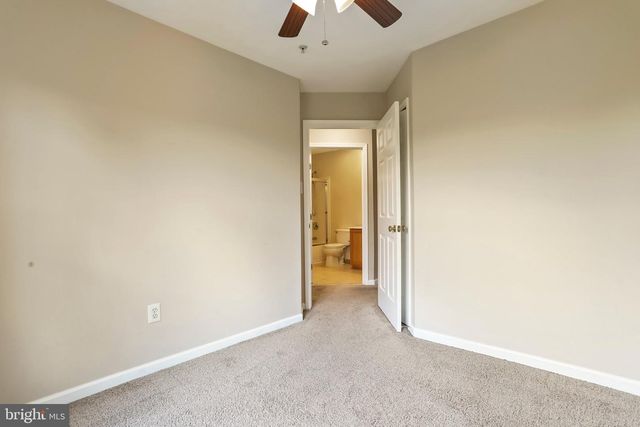 8818 PAPILLON DR, Ellicott City, MD 21043