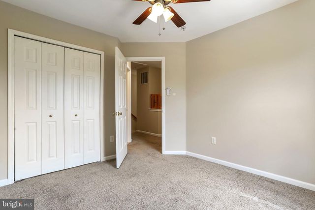 8818 PAPILLON DR, Ellicott City, MD 21043