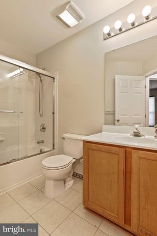8818 PAPILLON DR, Ellicott City, MD 21043