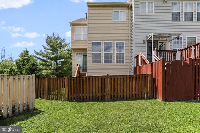 8818 PAPILLON DR, Ellicott City, MD 21043