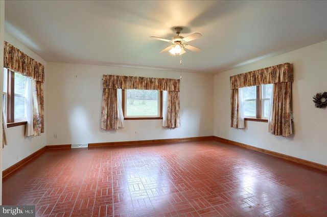 98 PINE ST, Dillsburg, PA 17019