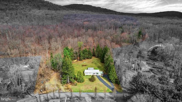 98 PINE ST, Dillsburg, PA 17019