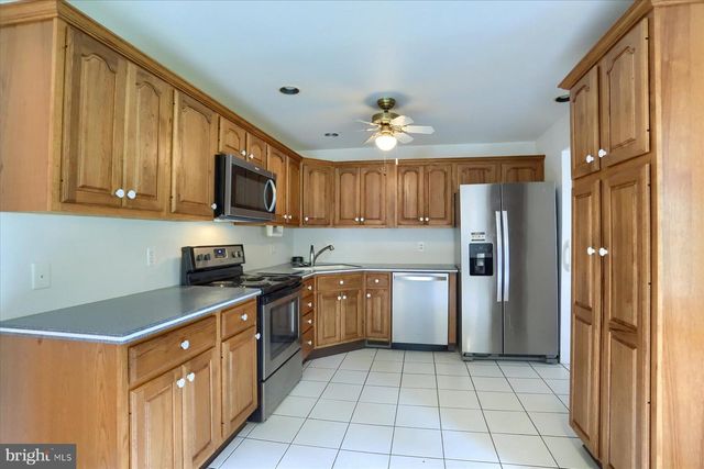 98 PINE ST, Dillsburg, PA 17019