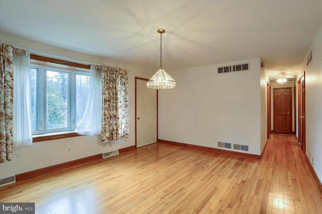98 PINE ST, Dillsburg, PA 17019