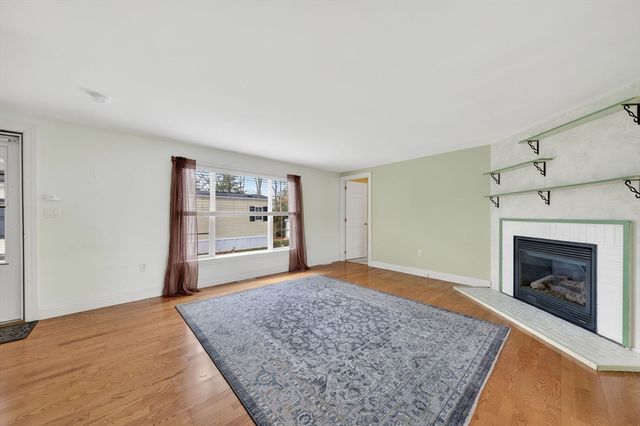 18 Timber Lane, Wareham, MA 02576