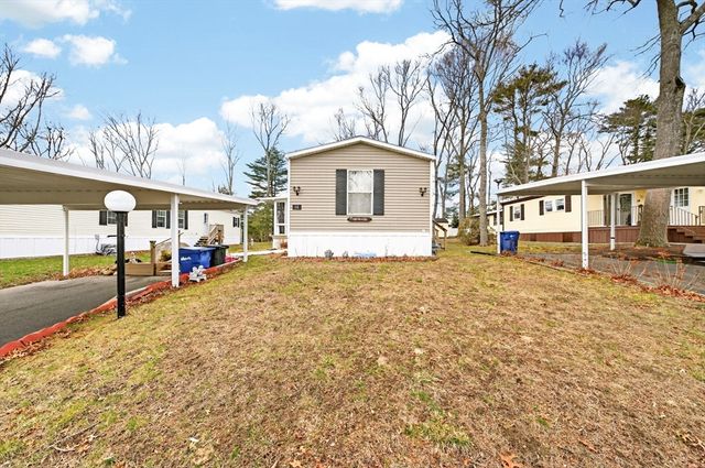 18 Timber Lane, Wareham, MA 02576