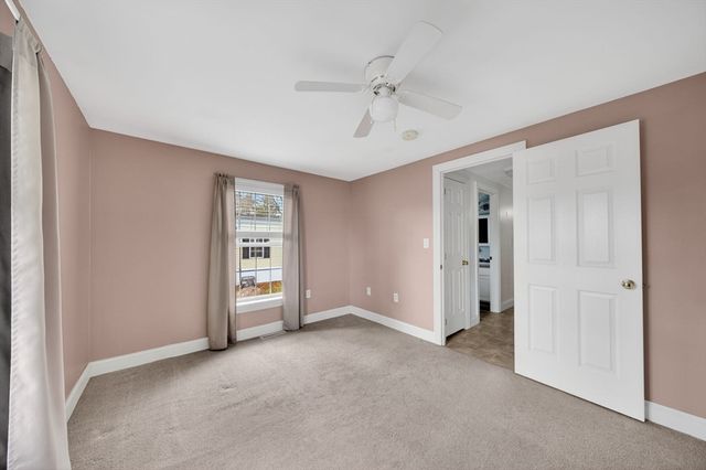 18 Timber Lane, Wareham, MA 02576