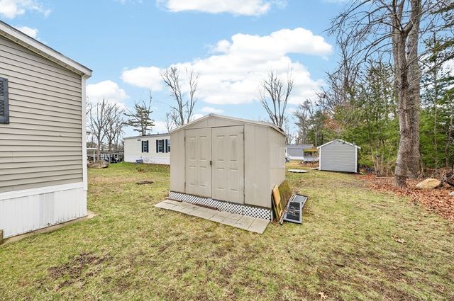 18 Timber Lane, Wareham, MA 02576