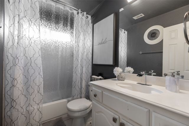 10206 Broadmoor Lane, Rowlett, TX 75089