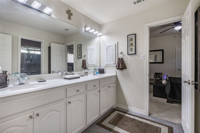 10206 Broadmoor Lane, Rowlett, TX 75089