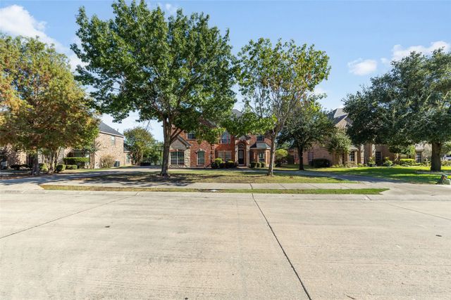 10206 Broadmoor Lane, Rowlett, TX 75089