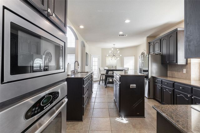 10206 Broadmoor Lane, Rowlett, TX 75089
