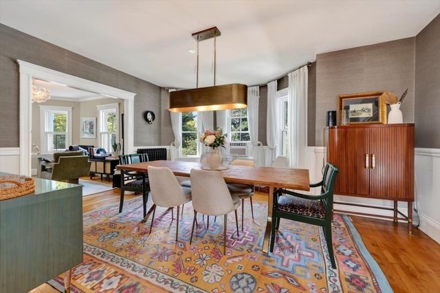 81 Hobart St, Hingham, MA 02043