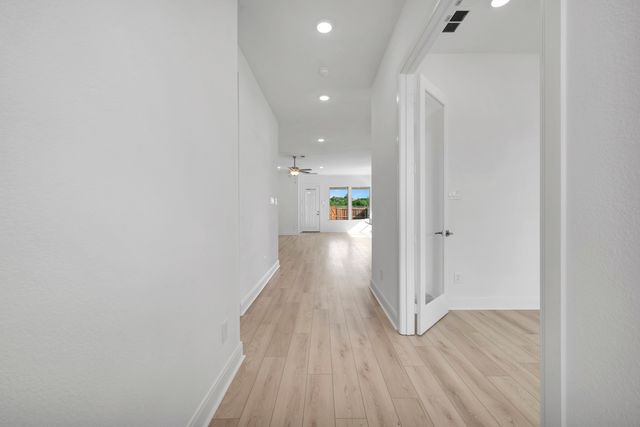 2079 Emerald Grove Lane, Arlington, TX 76005