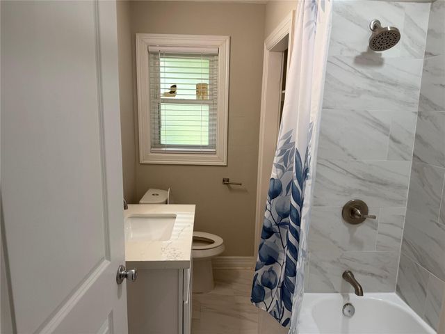 7070 Brace Street, Houston, TX 77061