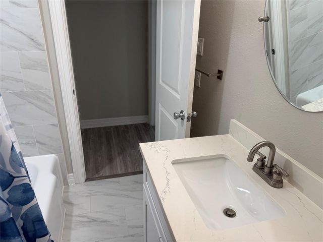 7070 Brace Street, Houston, TX 77061