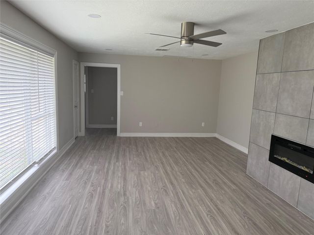 7070 Brace Street, Houston, TX 77061