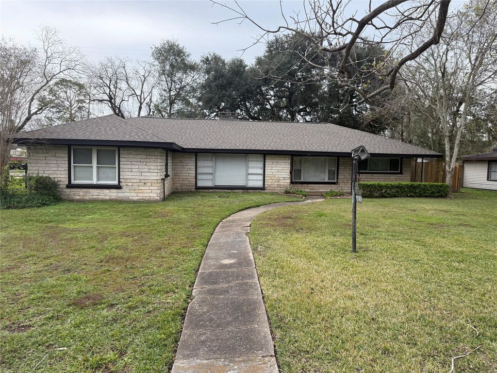 7070 Brace Street, Houston, TX 77061