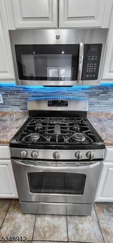 418 Jackson Ave, Elizabeth City, NJ 07201