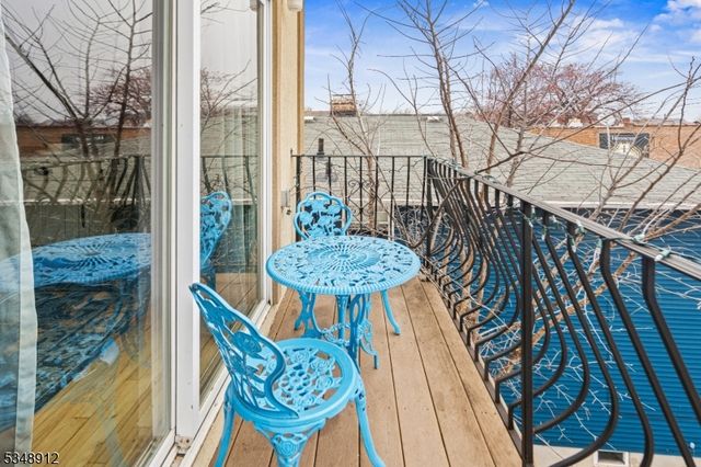 418 Jackson Ave, Elizabeth City, NJ 07201