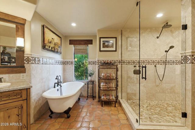 43311 N COTTONWOOD CANYON Road, Cave Creek, AZ 85331