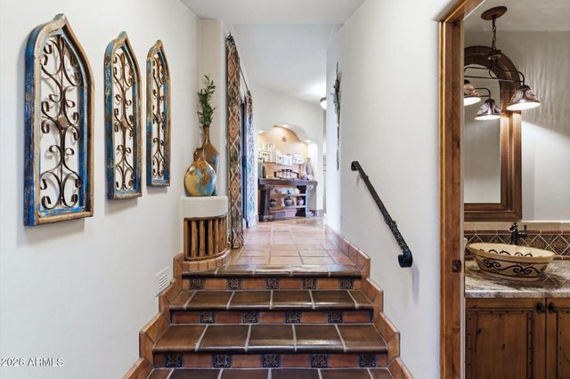 43311 N COTTONWOOD CANYON Road, Cave Creek, AZ 85331