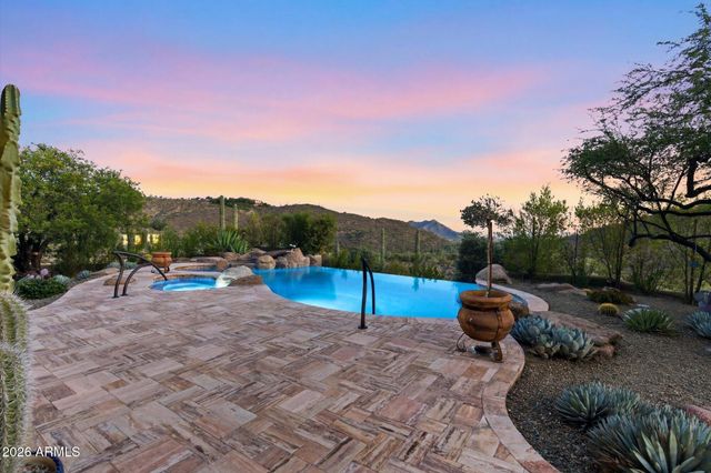 43311 N COTTONWOOD CANYON Road, Cave Creek, AZ 85331