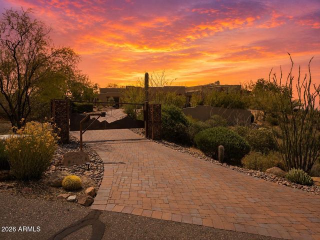 43311 N COTTONWOOD CANYON Road, Cave Creek, AZ 85331