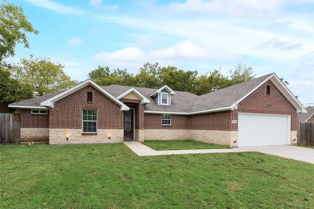 1708 Wright Street, Greenville, TX 75401