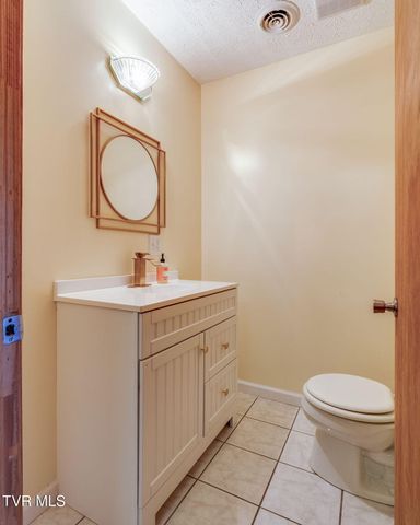 122 South Church Street, 1, Rogersville, TN 37857