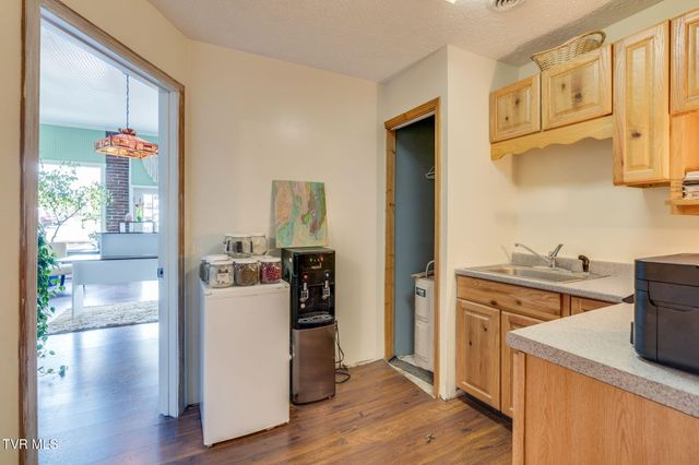 122 South Church Street, 1, Rogersville, TN 37857