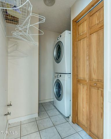 122 South Church Street, 1, Rogersville, TN 37857